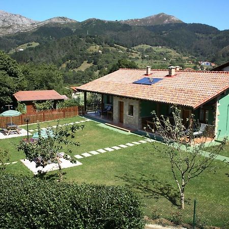 Coviellador Cangas De Onis Guest House ภายนอก รูปภาพ