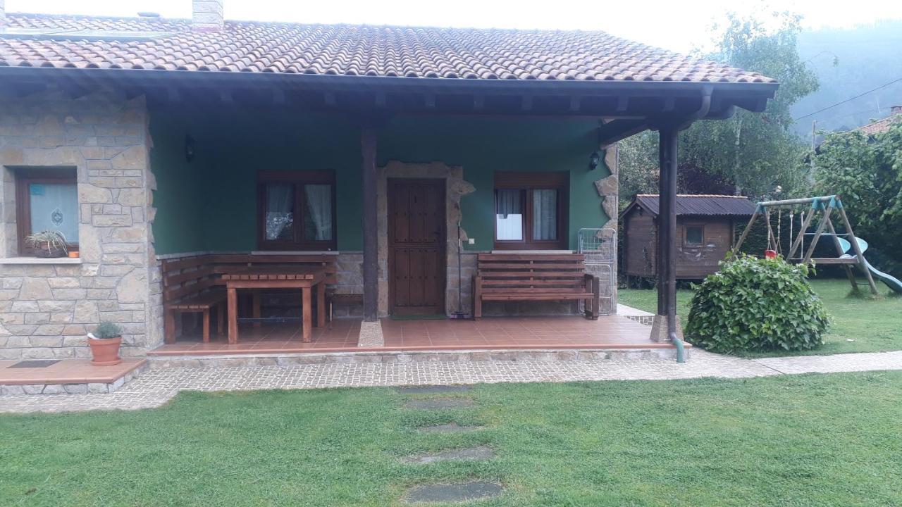 Coviellador Cangas De Onis Guest House ภายนอก รูปภาพ