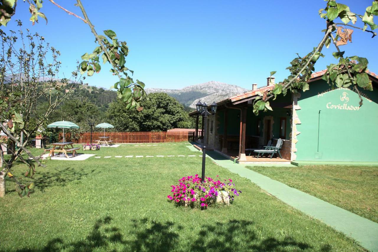 Coviellador Cangas De Onis Guest House ภายนอก รูปภาพ