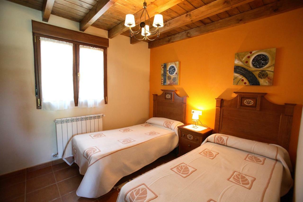 Coviellador Cangas De Onis Guest House ภายนอก รูปภาพ