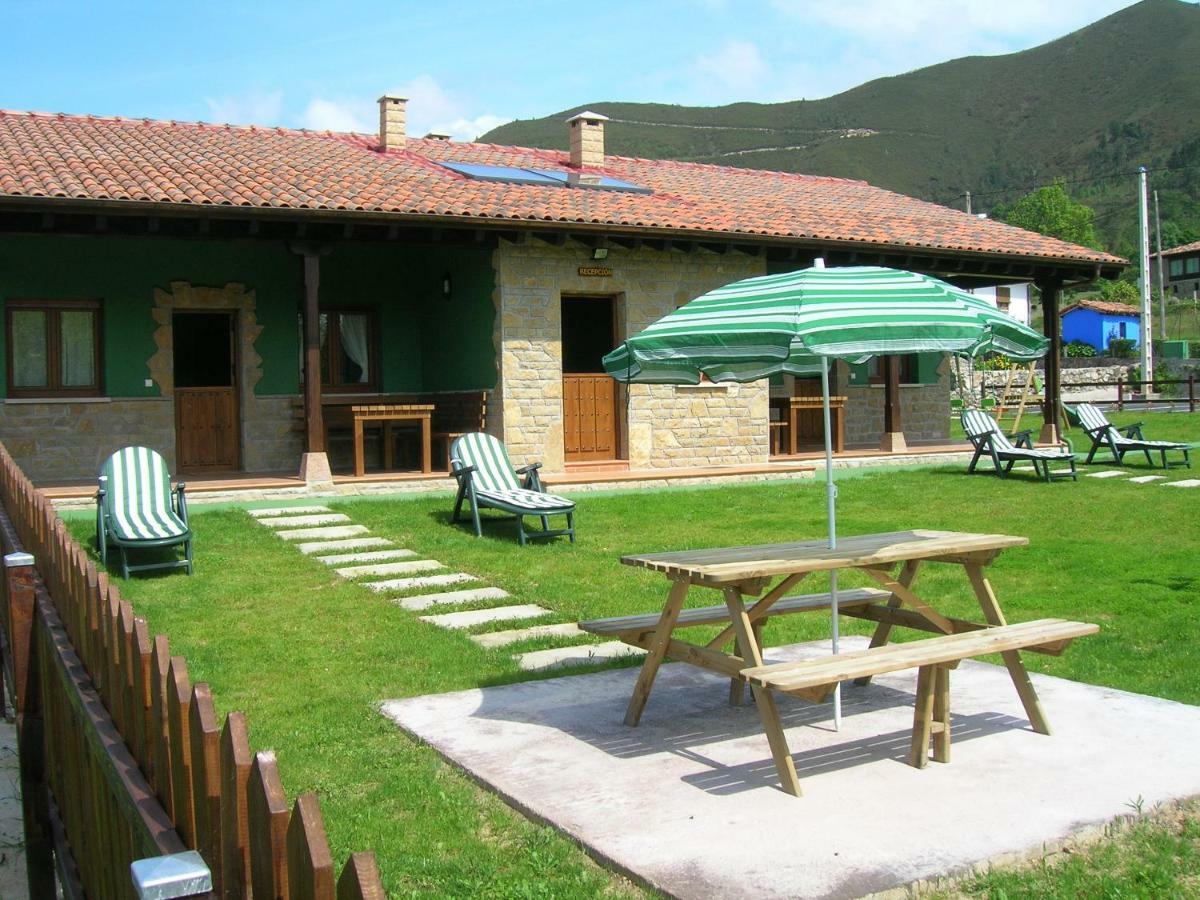 Coviellador Cangas De Onis Guest House ภายนอก รูปภาพ
